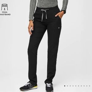 Figs Yola w/ Yoga Waistband Skinny Scrub Pants XS Petite XSP Black.       24